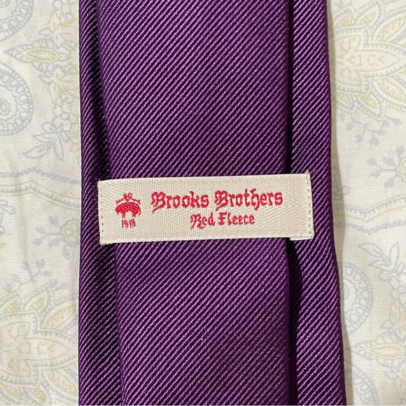 🤝 Brooks Brothers Purple Tie - “Red Fleece Collection” 🤝 - Picture 3 of 5